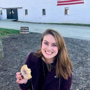 Meet your Posher, Dana